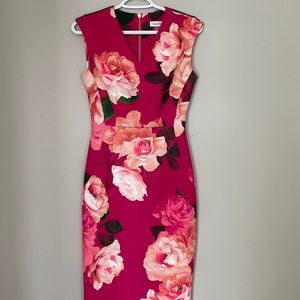 Midi Calvin Klein Floral Dress